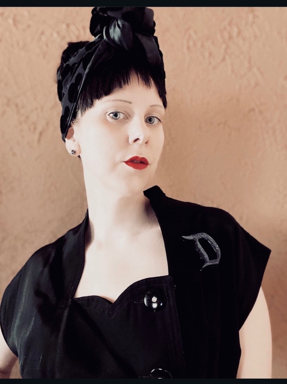 VTG 40’s Eve Carver Originals Black Sweetheart Neckline Rayon Evening Dress